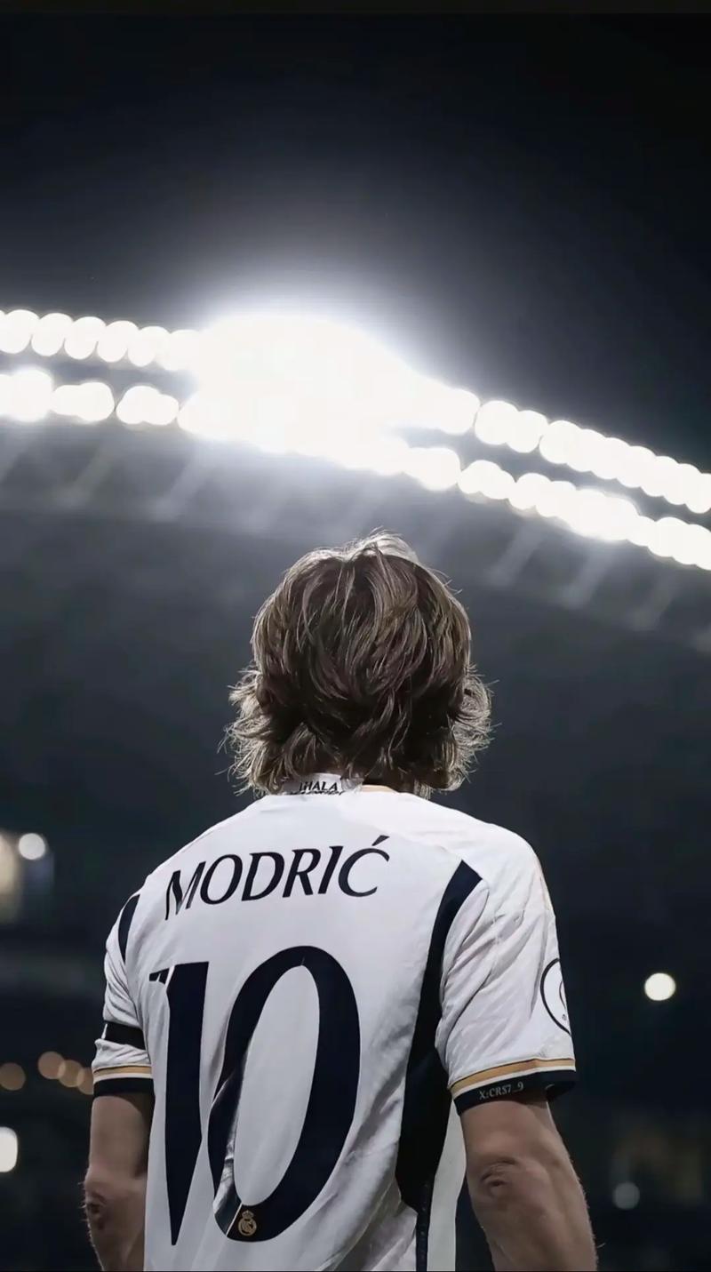 库尼亚闪耀表现：8次射门2射正，3关键传球助1助攻