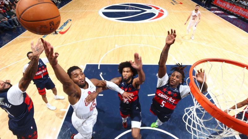 对手简直被打自闭